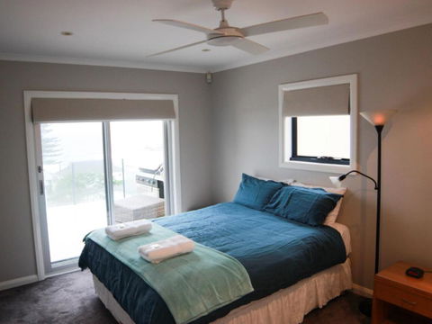 Absolutely Avoca 114a Avoca Drive Avoca Beach - Accommodation Adelaide 2