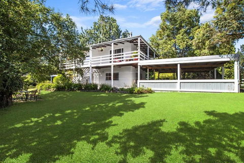 SUNNYDELL - Accommodation Adelaide 1