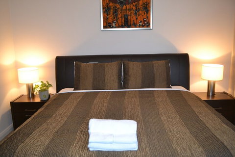 Cypress Drive Townhouse - Accommodation Adelaide 4