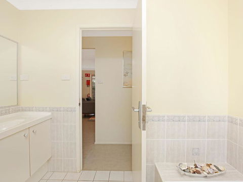 Pet Friendly Beach Home - Accommodation Adelaide 1