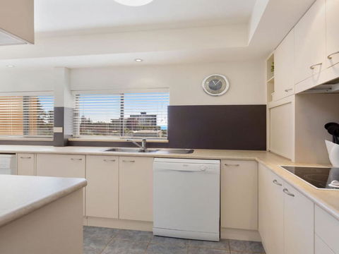 Garden Apartment At Forster Tower - Accommodation Adelaide 5