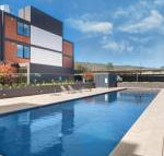 Trendy Self Contained Inner City Apartment - Accommodation Adelaide