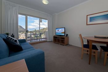 Barrington 709 / 35 45 Shoal Bay Road - Accommodation Adelaide 5