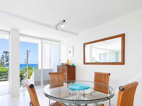 R & W Noosa Holidays 2 25 Allambi Rise - Accommodation Adelaide 0