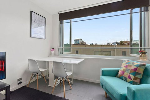 JOLI Directly Opposite MCG - Accommodation Adelaide 4