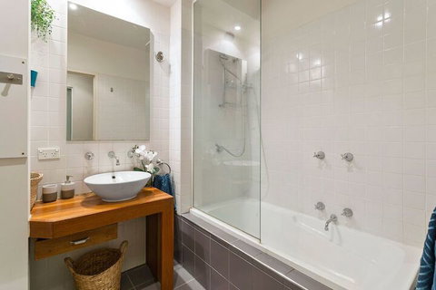JOLI Directly Opposite MCG - Accommodation Adelaide 3