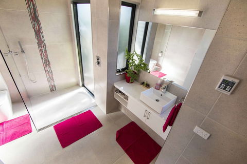 Coorong Cabins - Pelican Cabin - Accommodation Adelaide 3