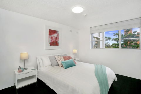 Modern Two Bedroom Apartment With Views HARIS - Accommodation Adelaide 2