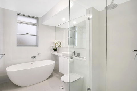 Modern Two Bedroom Apartment With Views HARIS - Accommodation Adelaide 4