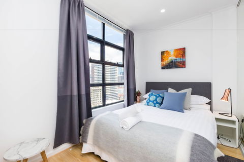 ROLAND, 1BDR Melbourne Apartment - Accommodation Adelaide 1