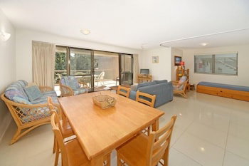 Lahaina Apartments - Accommodation Adelaide 1