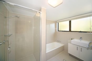 Lahaina Apartments - Accommodation Adelaide 2
