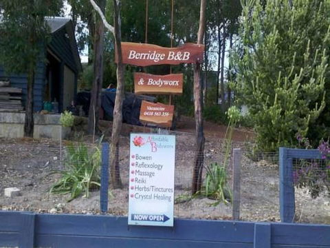 Berridge Retreat - Accommodation Adelaide 0