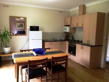 Acacia House Retreat Daylesford - Accommodation Adelaide 5