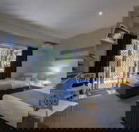 Beach House Bed  Breakfast - Accommodation Adelaide