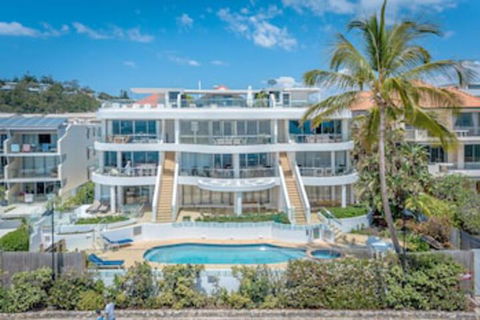 La Mer Noosa - Accommodation Adelaide 0