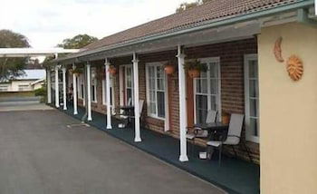 George Bass Motor Inn - Accommodation Adelaide 0