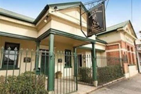 The Old George & Dragon Guesthouse - Accommodation Adelaide 2