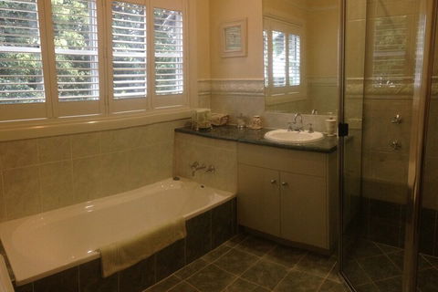 Elindale House Bed & Breakfast - Accommodation Adelaide 7
