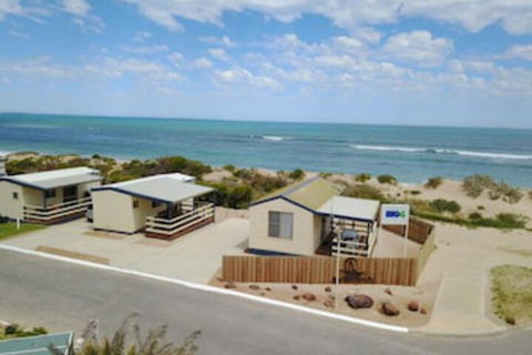 Sunset Beach Holiday Park - Accommodation Adelaide 0