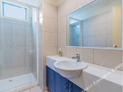 Fabulous Townhouse At The Famous Smiths Beach - Accommodation Adelaide 3