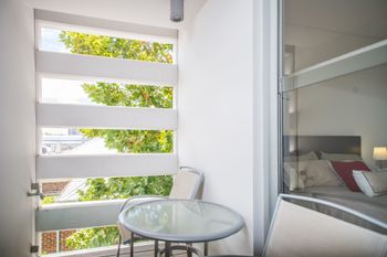 Apartment 9 - Accommodation Adelaide 2
