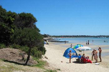 Bayside Vacations - Accommodation Adelaide 0
