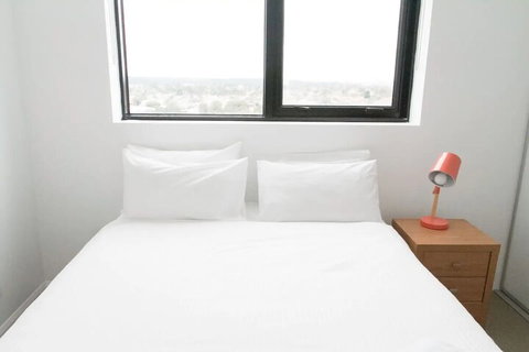 Modern 2 Bedroom Apartment In Melbournes Northcote - Accommodation Adelaide 4