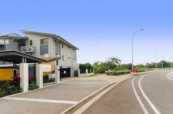City Stadium Apartment On The Riverfront - Accommodation Adelaide 0
