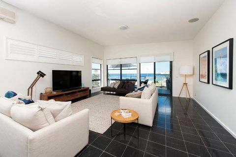 Mollymook Beachfront Penthouse 9 - Accommodation Adelaide 2