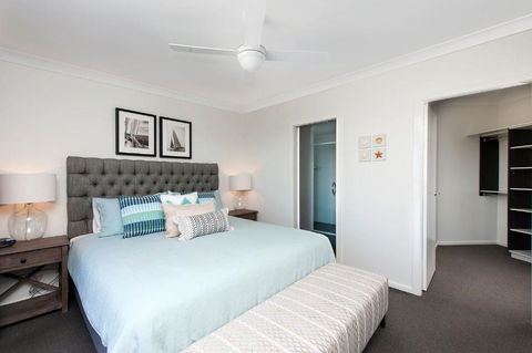 Mollymook Beachfront Penthouse 9 - Accommodation Adelaide 4