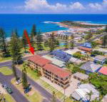 Flinders Lodge fantastic views opposite Main Beach
