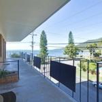 5 SHOAL TOWERS 11 SHOAL BAY RD FANTASTIC LOCATION WITH WATER VIEWS - Accommodation Adelaide 0