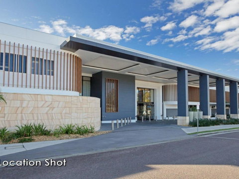15 Intrepid 3 Intrepid Close Right On The Beachfront - Accommodation Adelaide 5
