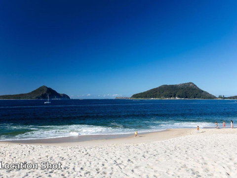 1 Intrepid 3 Intrepid Close Amazing Views Of Shoal Bay Only 100m From The Beach - Accommodation Adelaide 1
