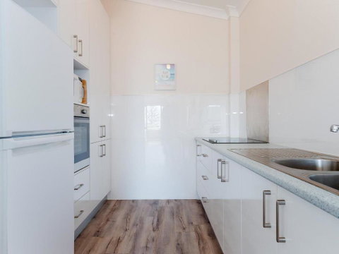 6 Bahia 47 Ronald Avenue Fantastic Location With Filtered Water Views - Accommodation Adelaide 1