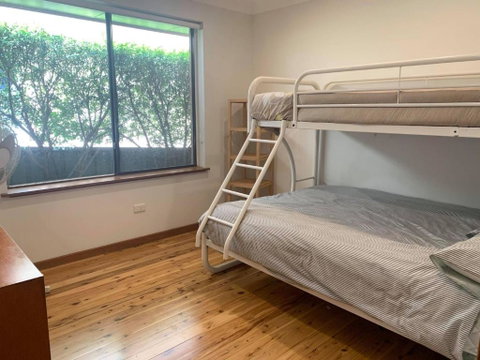 41 Leonard Avenue Pet Friendly Boat Parking & Aircon - Accommodation Adelaide 3