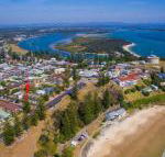 Seaspray Unit 7 straight across the road from Main Beach Yamba