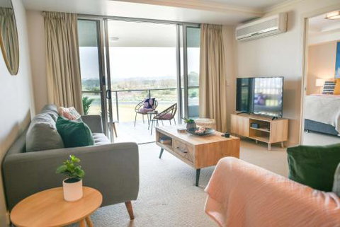 Heart Of The Sunny Coast 2 Resort Pools Gym NOW OPEN! Walk To Sunshine Plaza - Accommodation Adelaide 1