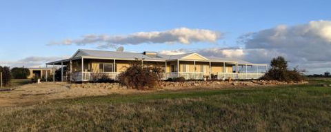 A Better Life Animal Sanctuary FarmStay Private Two Bedrooms Lounge Room & Bathroom & Toilet Shared Kitchen - Accommodation Adelaide 0
