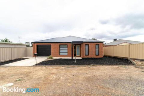 Averys Retreat - Accommodation Adelaide 2