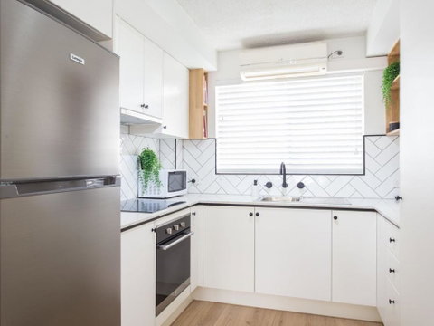 Lakes Way - Accommodation Adelaide 1