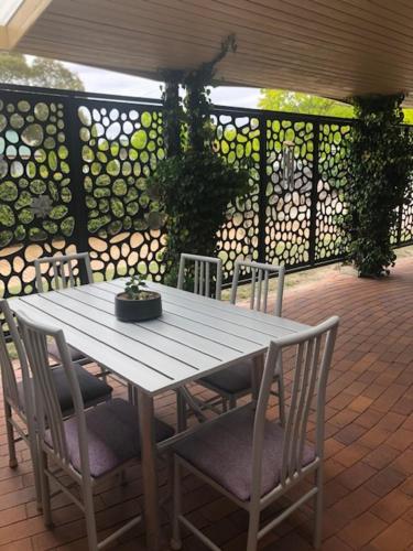Granite Belt Cabins - Accommodation Adelaide 1