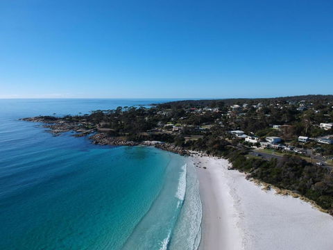 SEA EAGLE COTTAGE Amazing Views Of Bay Of Fires - Accommodation Adelaide 5