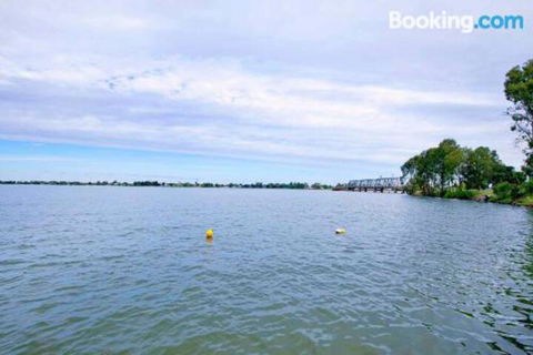 Brookwater Waterfront On Lake Mulwala - Accommodation Adelaide 4