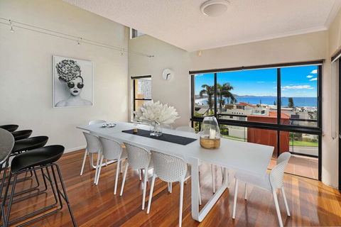 PRTFINO Ultimate Penthouse - Accommodation Adelaide 6