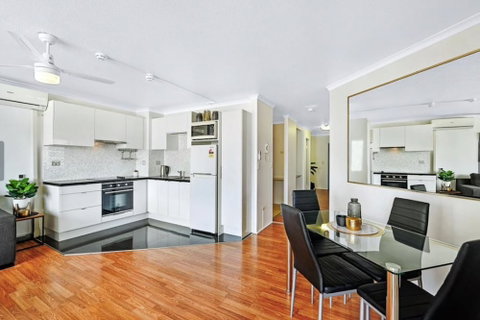 Heart Of Surfers Paradise 2BR Apt - Accommodation Adelaide 6