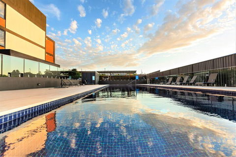 Enjoy Penthouse Living In The CBD - Accommodation Adelaide 0