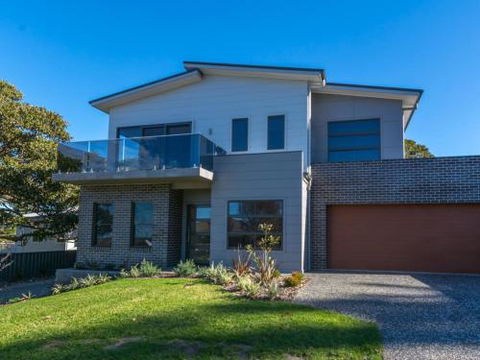 COASTLINE Boat Harbour Gerringong 4pm Check Out Sundays - Accommodation Adelaide 6