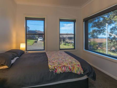 COASTLINE Boat Harbour Gerringong 4pm Check Out Sundays - Accommodation Adelaide 1